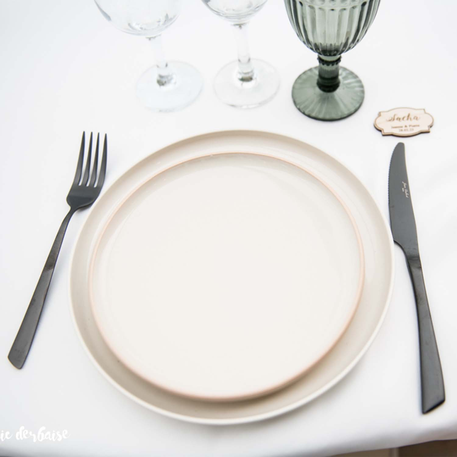 Assiette Plate Ecrue